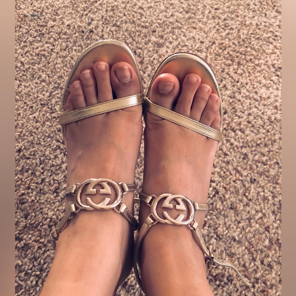 Gucci vintage gold sandal’s